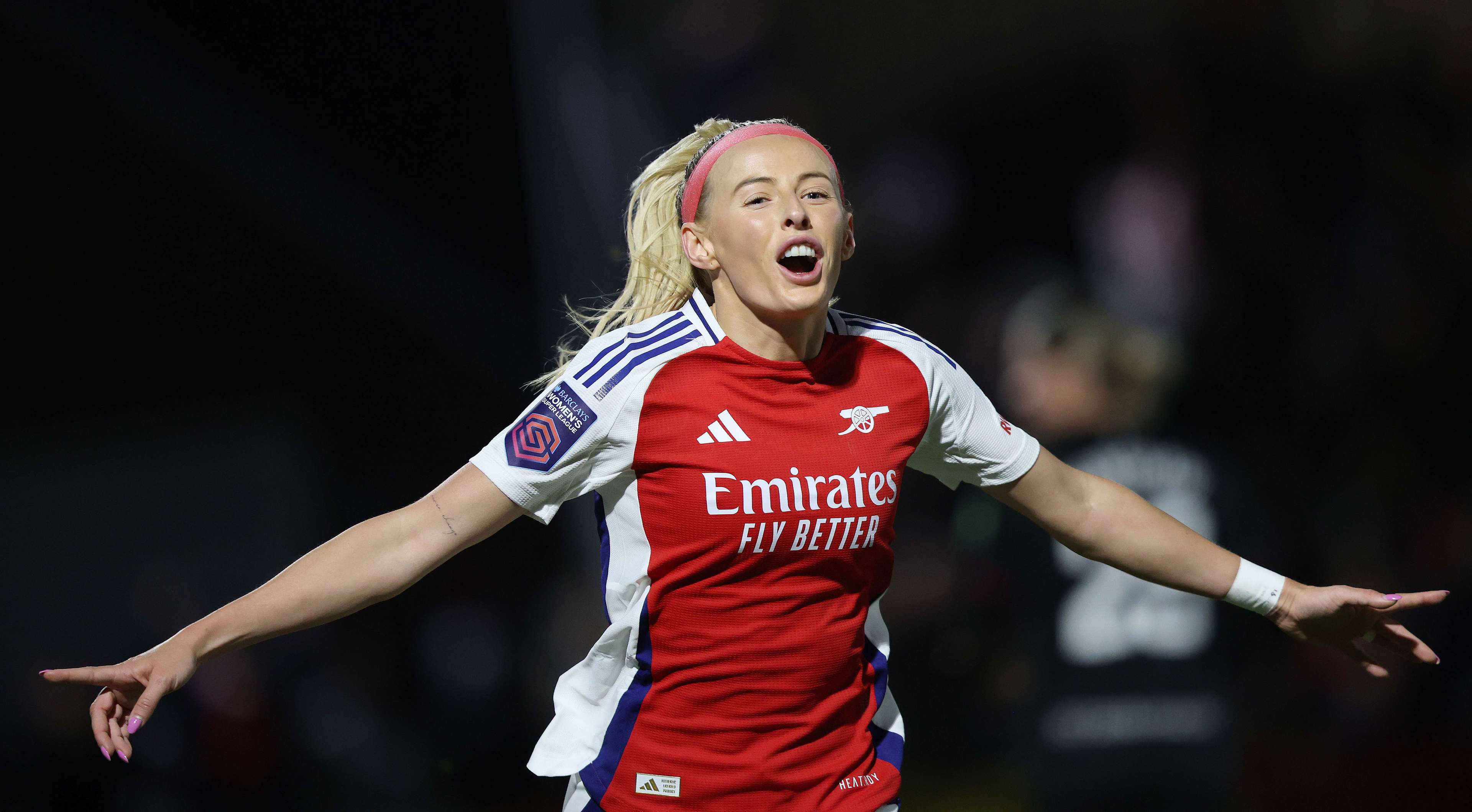 随着转会窗 随着转会窗